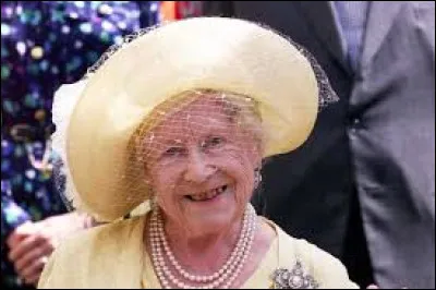 A quel âge est-elle devenue veuve ?