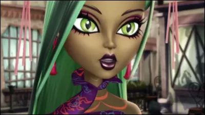 Qui est cette goule ?