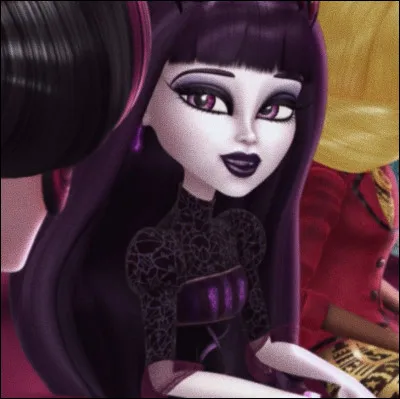 Qui est cette goule ?