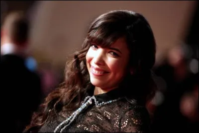 Indila s'appelle en réalité...