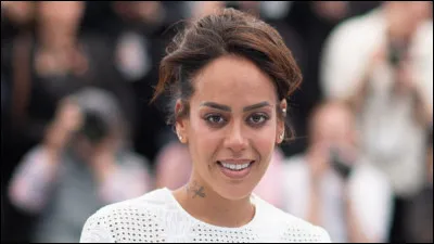 ... est la vraie identité d'Amel Bent.