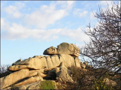 Pour toi, &agrave; qui doit revenir les Rochers du Soleil ?