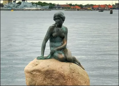 Il ne devrait pas vous être trop difficile d'éviter de boire la tasse !