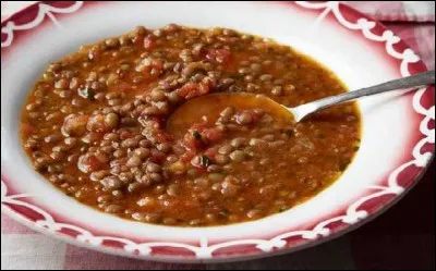 Comment se nomme, dans le lexique culinaire, une préparation à base de lentilles ?