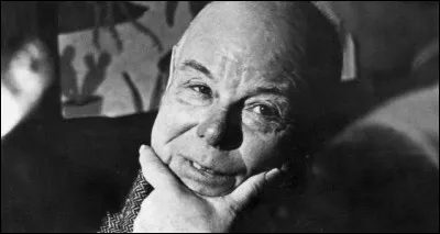 Qui est ce cinéaste, réalisateur du film ''La Règle du jeu'' pour lequel elle crée les costumes ?