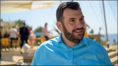 Comment Tom Delorme est-il devenu propriétaire du Camping Paradis ?