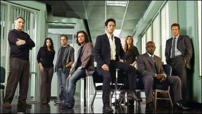 À quelle série appartiennent les personnages de la photo ?