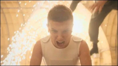 Laquelle de ces choses Eleven ne peut pas faire avec ses pouvoirs ?