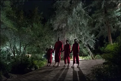 Dans "Us" (2019), quel est le concept horrifique principal ?