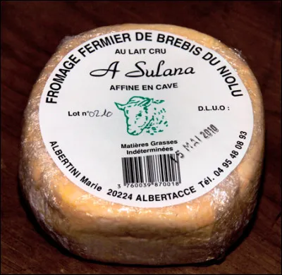 Quel est le nom de ce fromage corse à base de lait de brebis ou de chèvres ?