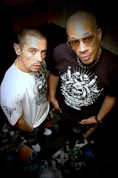Quel est le nom de ce groupe français de hip-hop actif de 1990 à 2001, composé de Joey Star et de Kool Shen ?