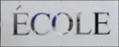 Quel est le nom de lécole où Sophie étudie ?