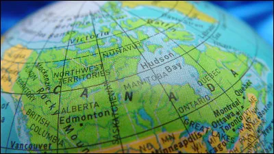 Quelle superficie fait le Canada ?