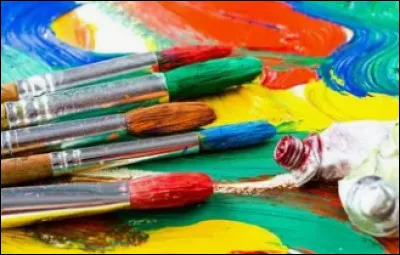 Quand tu es en pleine création (projet, idée, art), tu préfères :