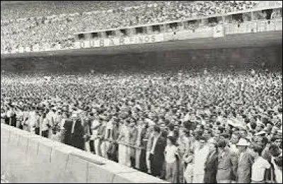 Dans quelle ville eu lieu la finale de la Coupe du monde de football en 1950 ?