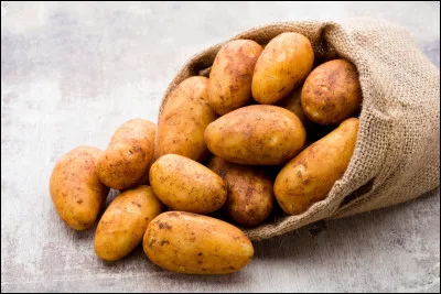 En Australie, il est illégal de posséder plus de 50 kg de pommes de terre si vous nêtes pas un marchand agréé.