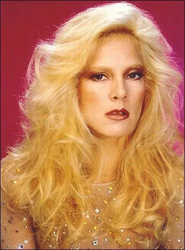 Comment s'appelle-t-elle ?