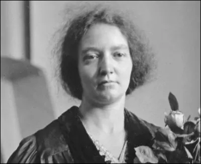 Quel était le prénom de la fille de Pierre et Marie Curie, épouse de Frédéric Joliot ?