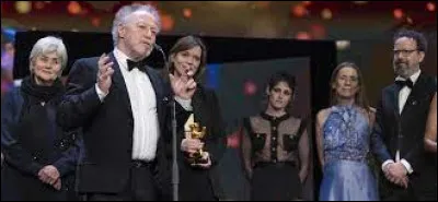 Quelle est la plus prestigieuse récompense décernée lors du Festival de Berlin ?