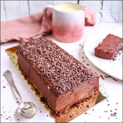 Gastronomie : Quel entremets glacé est à base de chocolat, de beurre, d'oeufs et de sucre ?