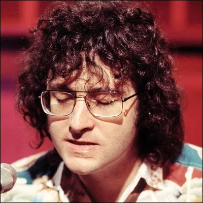 Quel chanteur a fait un tube en reprenant le titre de Randy Newman "You Can Leave Your Hat On" sur la bande originale du film "Neuf semaines et demie" ?