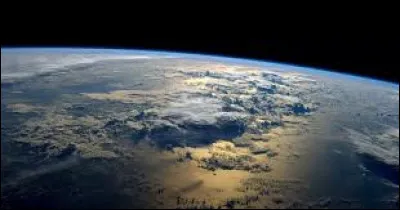 Quel monument est visible depuis la Lune ?