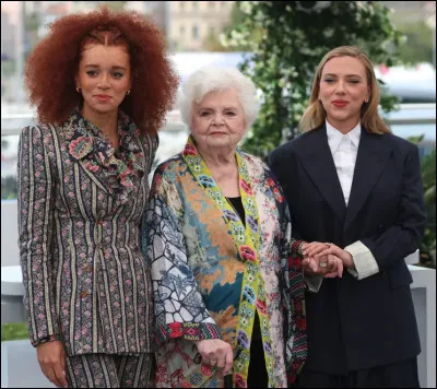 Comment se nomme son premier film en tant que réalisatrice ?