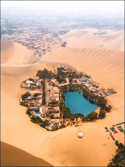 "Wonderwall" est le titre d'une chanson du groupe Oasis.