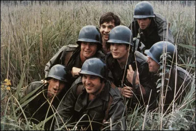 Dans "Les Bidasses s'en vont en guerre" lors de la visite médicale cette fois pour la préparation, quelle taille donne-t-on à Gérard ?