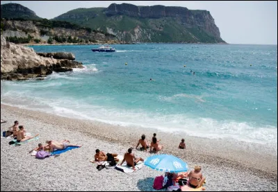 En vacances à Cassis, dans quelle mer pourrez-vous faire trempette ?