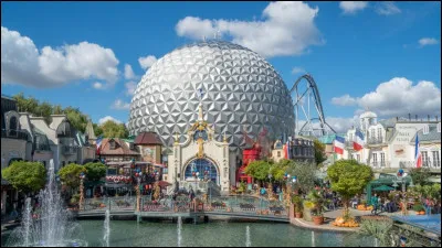 Envie de sensations fortes, me voilà à Europa-Park. Où suis-je ?