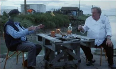 Qui fait face à Gérard Depardieu dans cette scène du film ''Umami'' ?