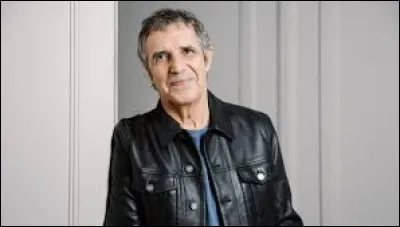 En 1969, Julien Clerc a le premier rôle dans la version française de la comédie musicale "Hair".