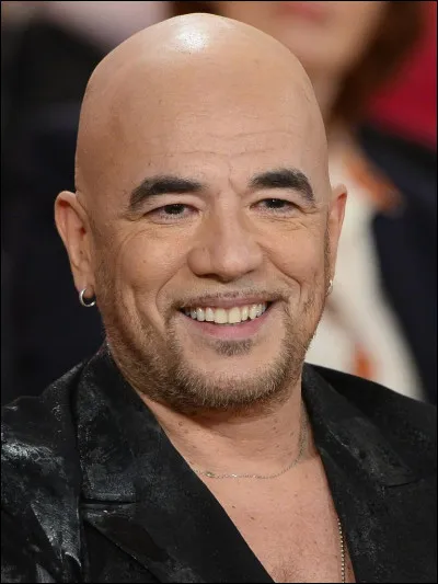 Complète les paroles de cette chanson de Pascal Obispo : 
"Je suis tombé pour elle
Je n'ai d'yeux que pour elle
Ma maison, ma tour Eiffel
Quand mes amours prennent l'eau..."