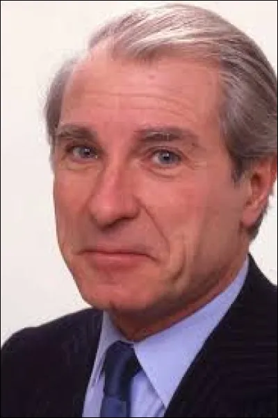 Indissociable de son ami Michel Serrault, Jean Poiret (1926-1992) est un acteur, humoriste, metteur en scène, auteur, scénariste et réalisateur. Dans la pièce de théâtre et les films ''La Cage aux folles'' dans quelle ville du sud se situe la boîte de nuit ''La Cage aux folles'' ?