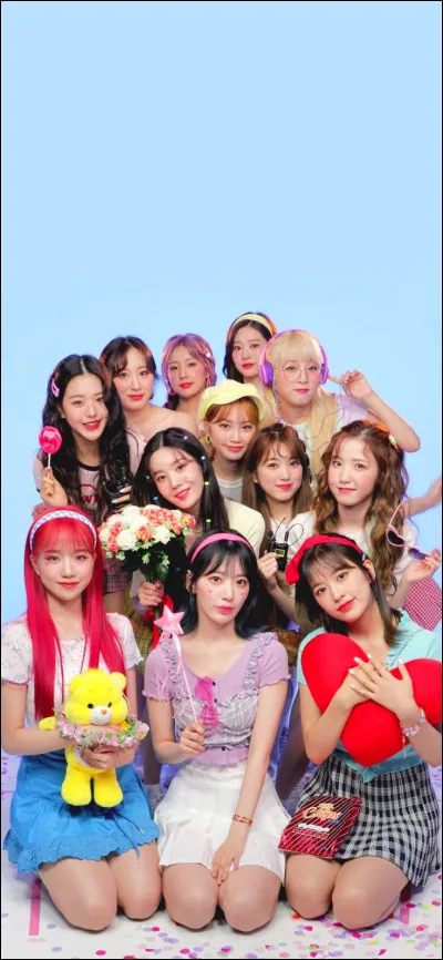 Combien de membres on fait partie du groupe Iz*One ?