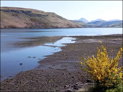 À quelle nation constitutive du Royaume-Uni l'île de Skye est-elle rattachée ?