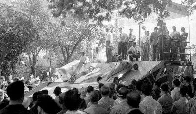 Voici une course de caisses à savon à Montréal en 1948. Quel est le principe de la compétition au départ ?