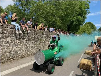 Quelle ville organise en 1981 le premier prix national de caisses à savon ?