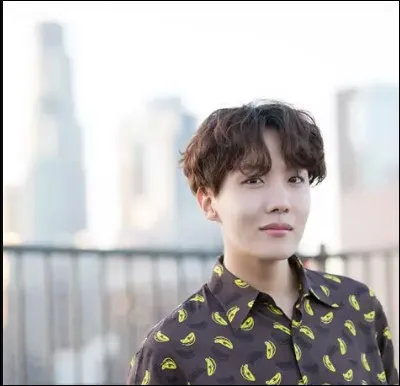 Question de reconnaissance faciale ! 
Qui est ce (magnifique) membre ?