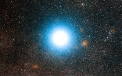 Complétez le nom de ce système stellaire triple : ''Alpha du...''.