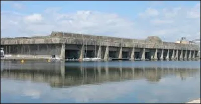 Aller ! Avec notre ami fleuriste lorrain, je vous emmène faire un tour à pied. Quoi vous ne pouvez pas, quel est votre mal ?