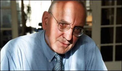 Qui est cet écrivain, auteur du livre ''Moi, Charlemagne, Empereur chrétien'' ?