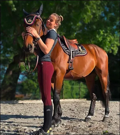 Déjà, fais-tu de l'équitation ?
