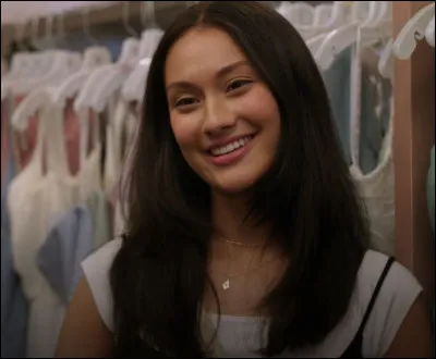 Nous retrouvons Belly. Dans quelle série joue-t-elle ?