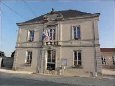 Pour commencer cette balade, nous partons en Lorraine, à Ancemont. Village de l'arrondissement de Verdun, il se situe dans le département ...