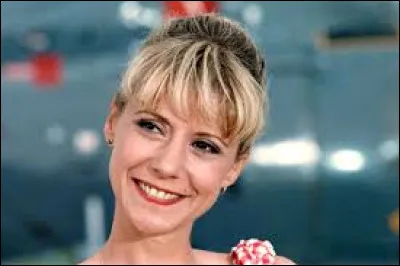 Quel est le vrai nom de ''Doroth&eacute;e'' dont le sixi&egrave;me album s'intitule ''Maman'' ?