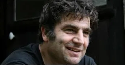 Qui est ce r&eacute;alisateur fran&ccedil;ais du film de 1990 ''Maman'' ? (Lisez bien les noms)