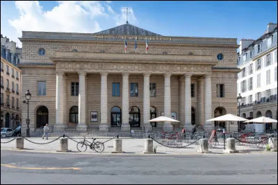 Où se situe la résidence officielle du Ministre chargé des Relations avec le Parlement ?