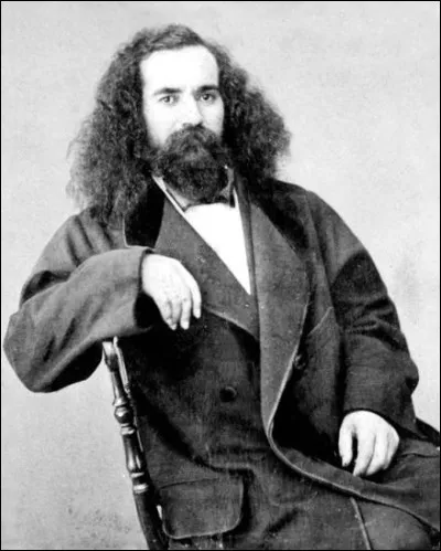 Quel aventurier français s'est proclamé roi d'Araucanie et de Patagonie en 1860 ?